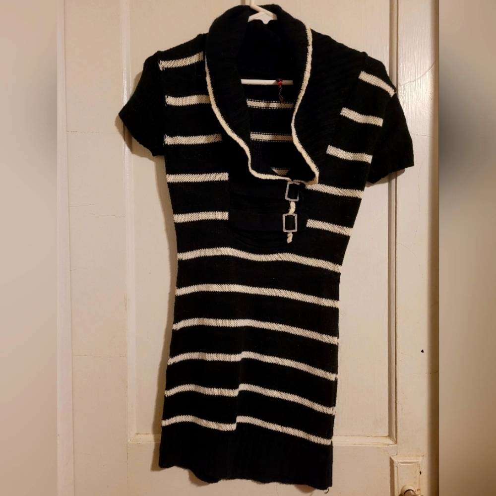 Blaxl dress top, Medium
